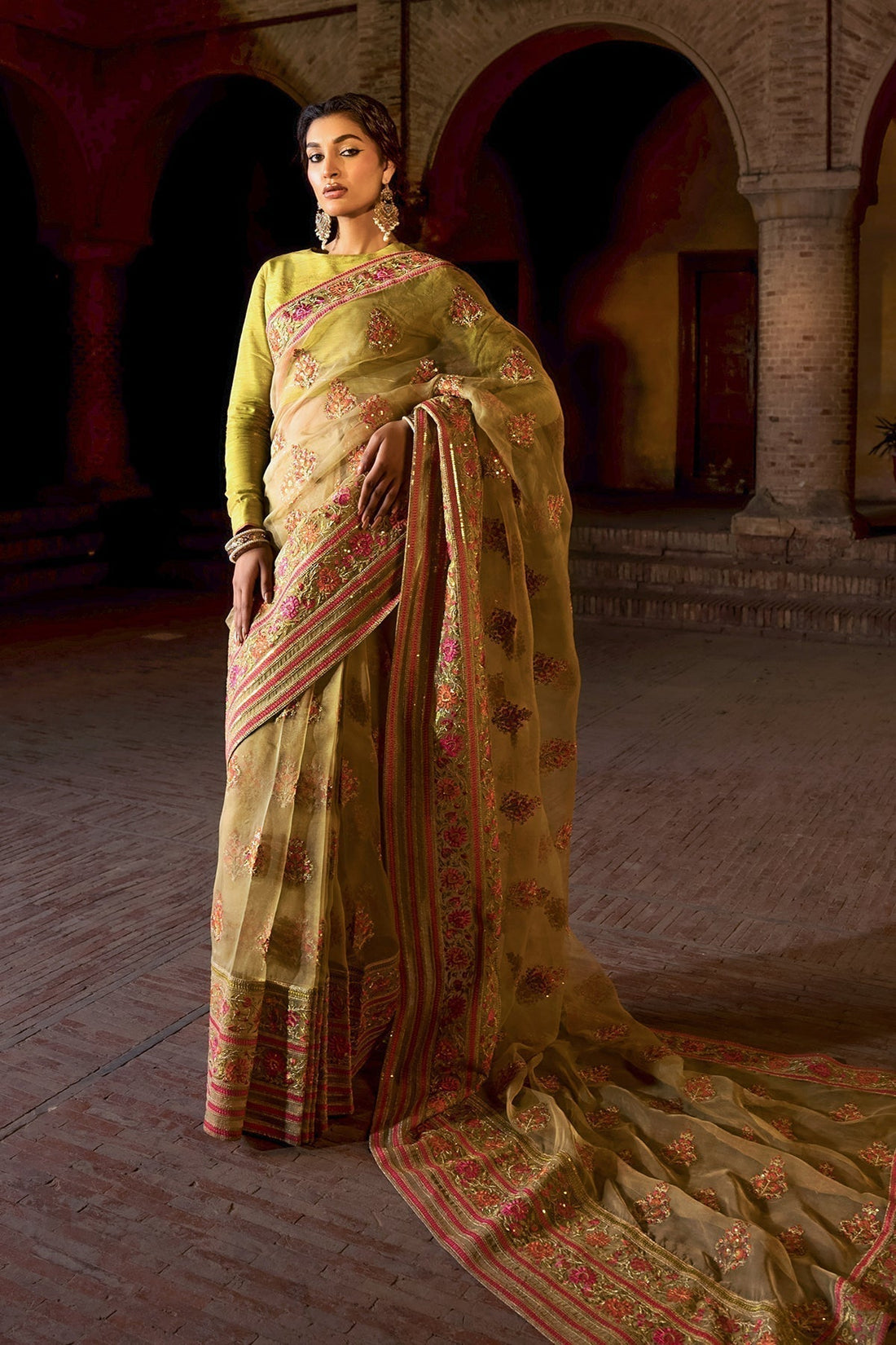 Erum Khan | Shezadian Luxe Formals | JODAH - House Of Hania