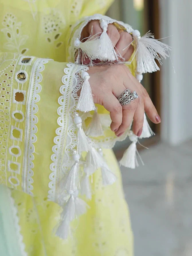 Faiza Faisal | Maya Luxury Lawn | Derya - House Of Hania