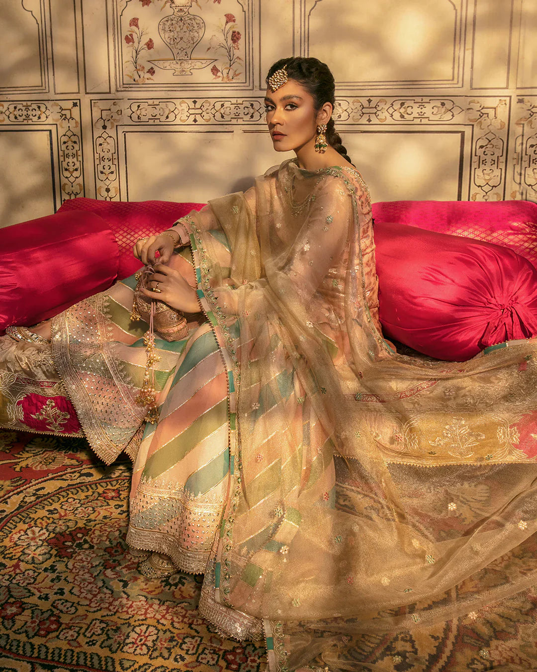 Faiza Saqlain | Amirah | Ravza - House Of Hania