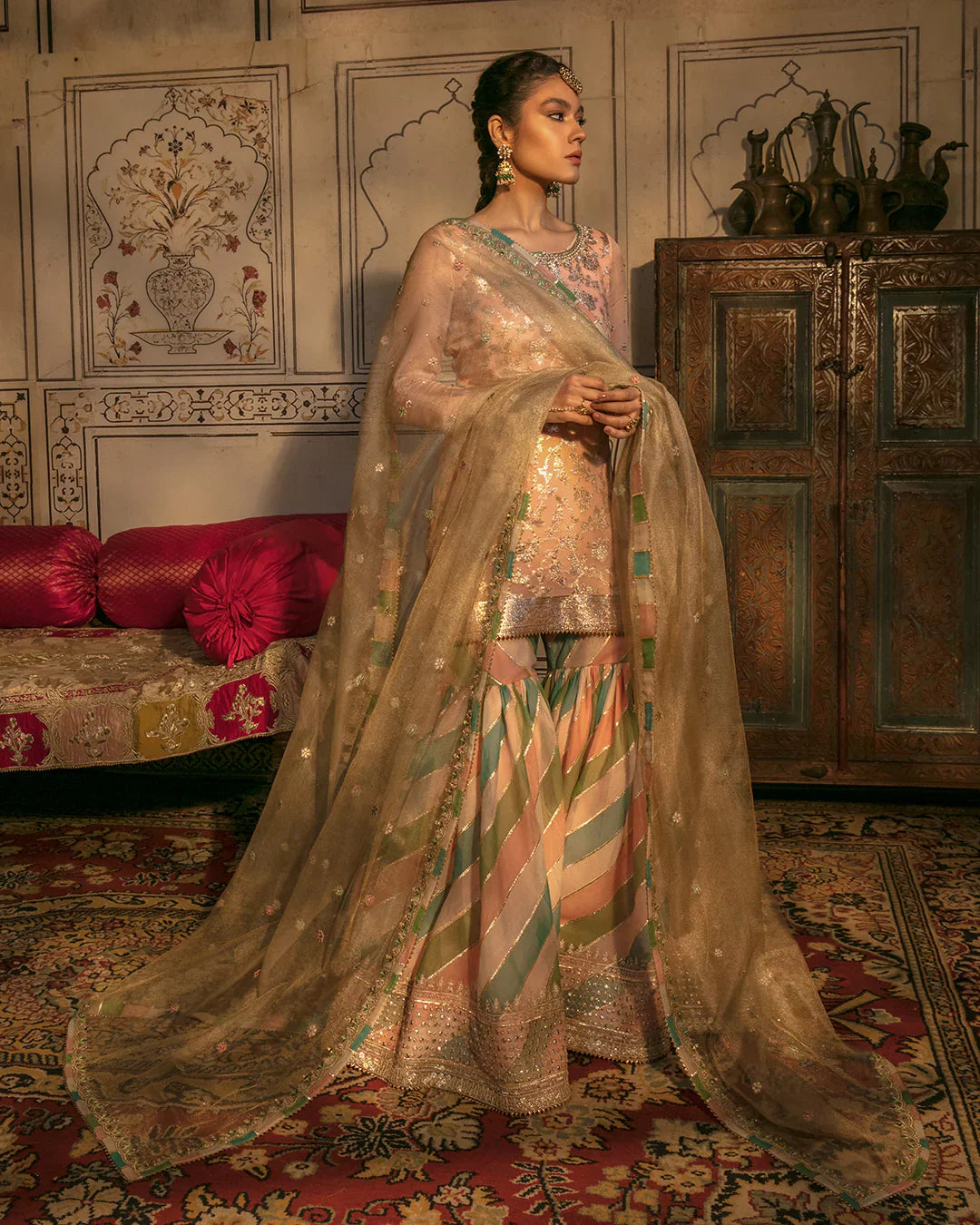 Faiza Saqlain | Amirah | Ravza - House Of Hania