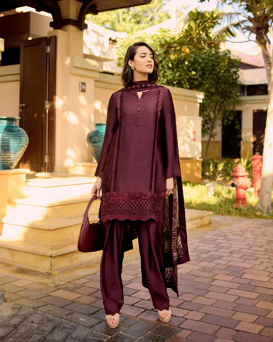 Faiza Saqlain | Carmela | Triana - House Of Hania