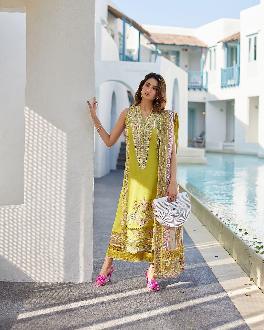 Faiza Saqlain Estera – Embroidered Organza Suit (3-Piece) - House Of Hania