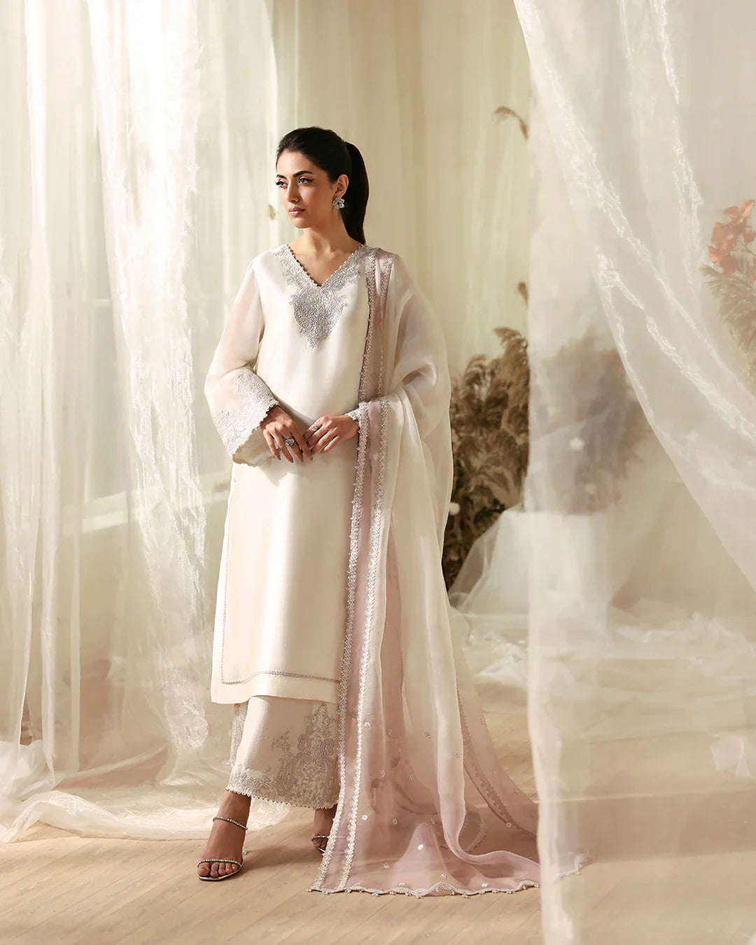 Faiza Saqlain Jerina – Embroidered Raw Silk Suit (3-Piece) - House Of Hania