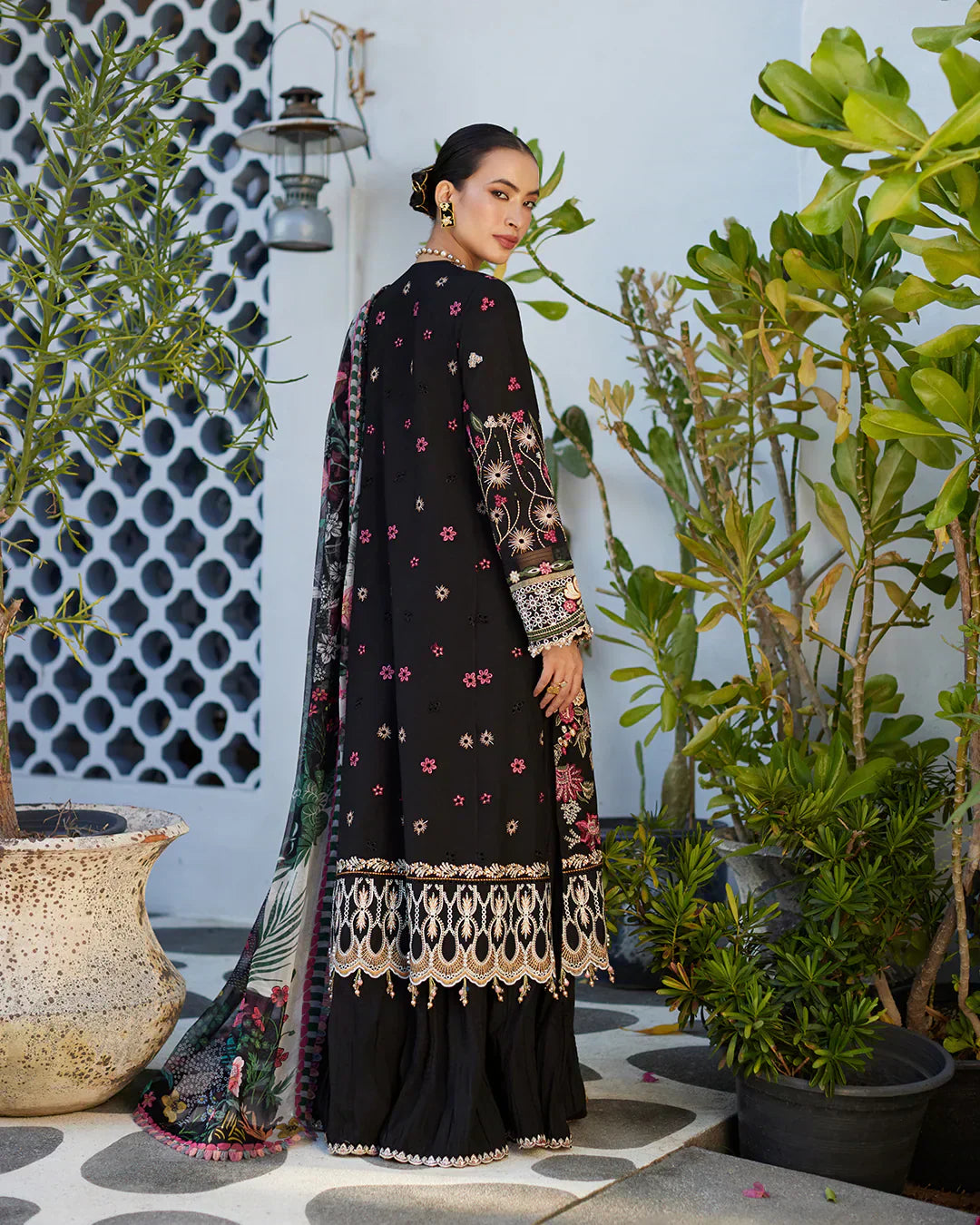 Faiza Saqlain | Liliana Luxury Lawn 24 | Merle - House Of Hania