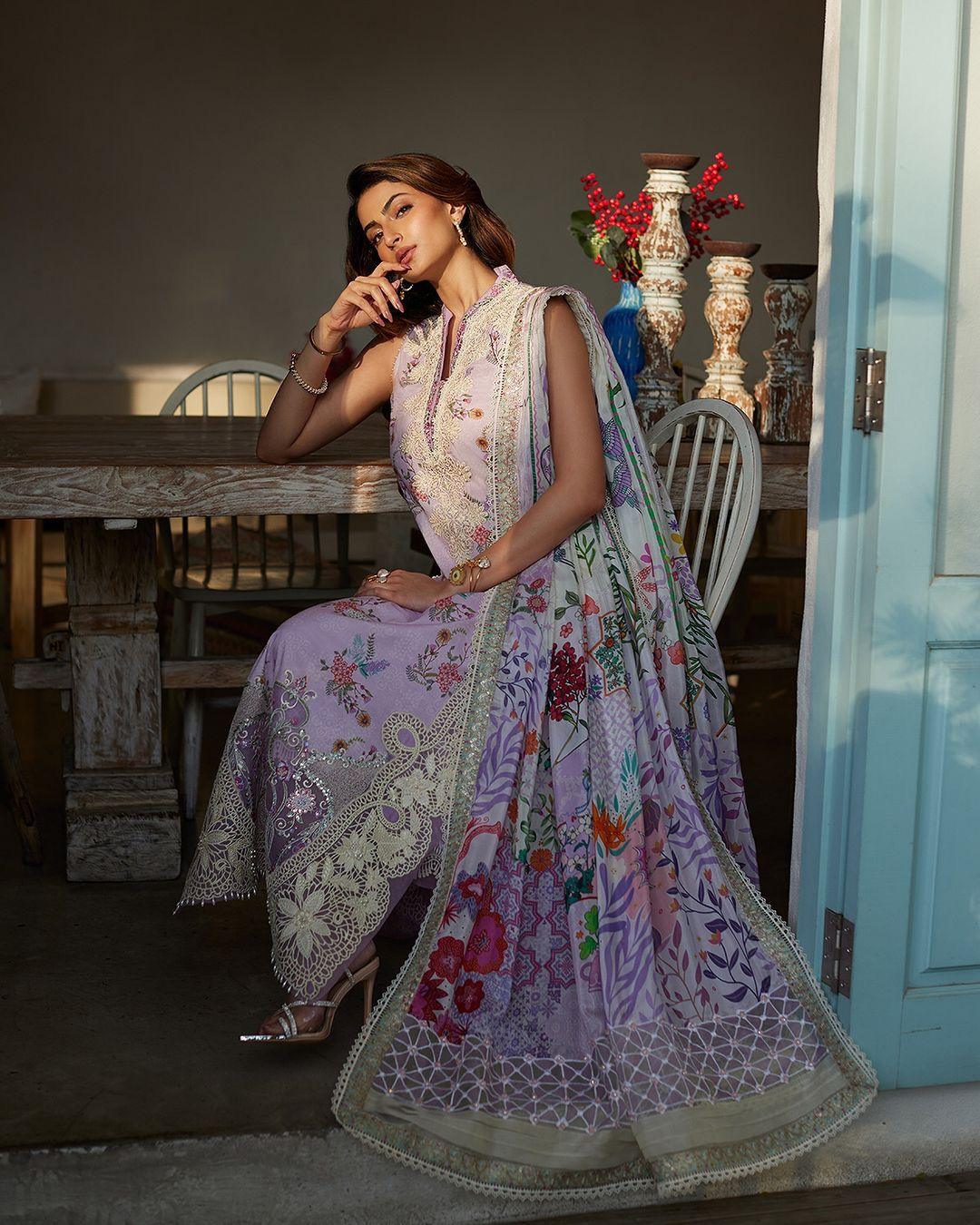 Faiza Saqlain Nazeli – Embroidered Organza Suit (3-Piece) - House Of Hania