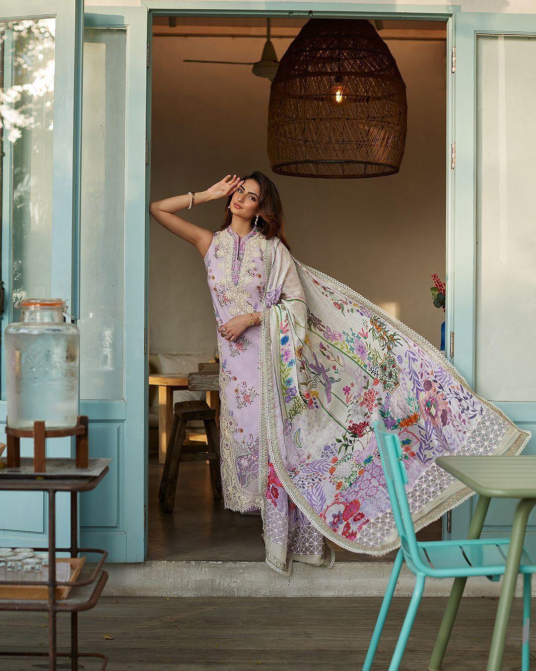 Faiza Saqlain Nazeli – Embroidered Organza Suit (3-Piece) - House Of Hania