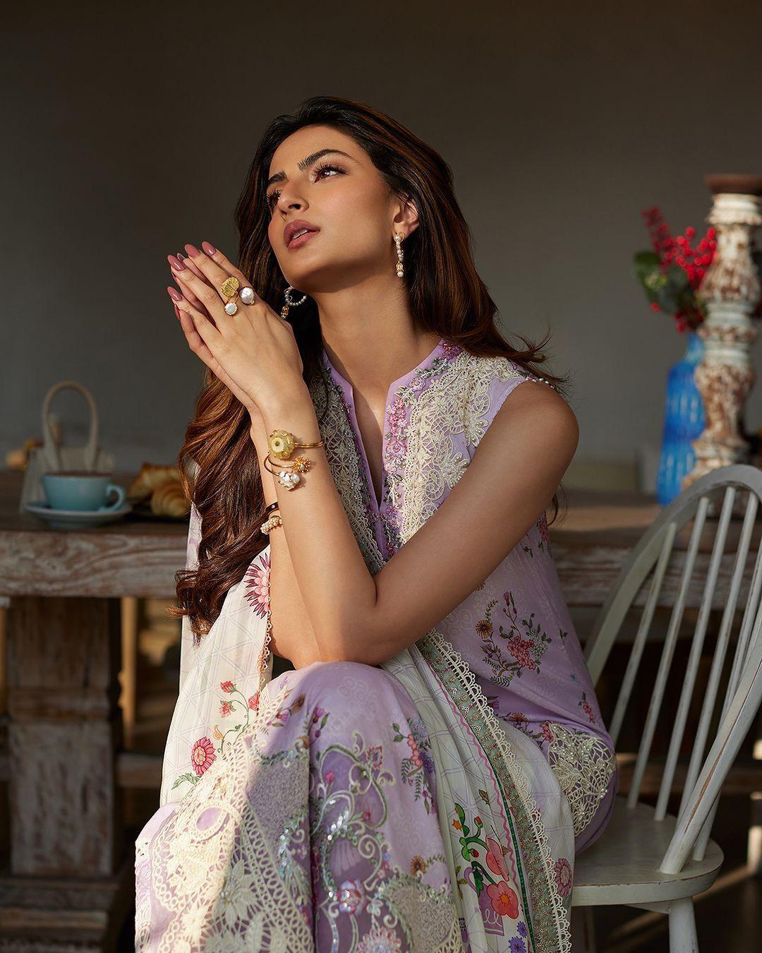 Faiza Saqlain Nazeli – Embroidered Organza Suit (3-Piece) - House Of Hania