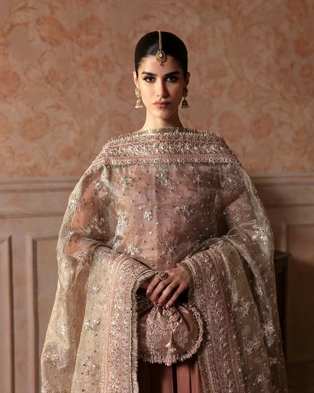 Faiza saqlain | Ismene formals | Averna - House Of Hania