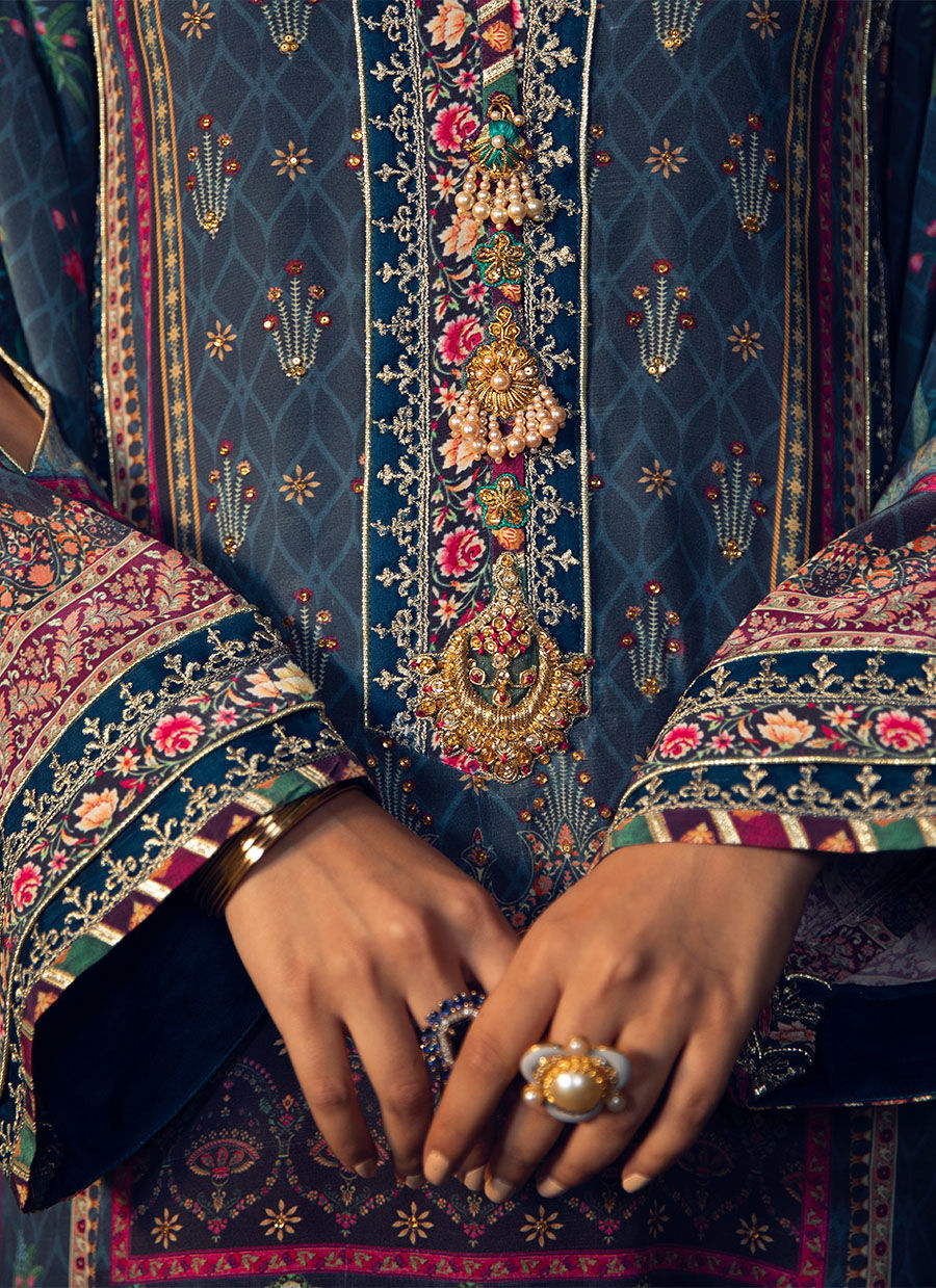 Farah Talib Aziz | Designer Picks 24 | IRAAN NAVY PRINTED CREPE SILK KURTA WITH SILK OMBRE DUPATTA - House Of Hania