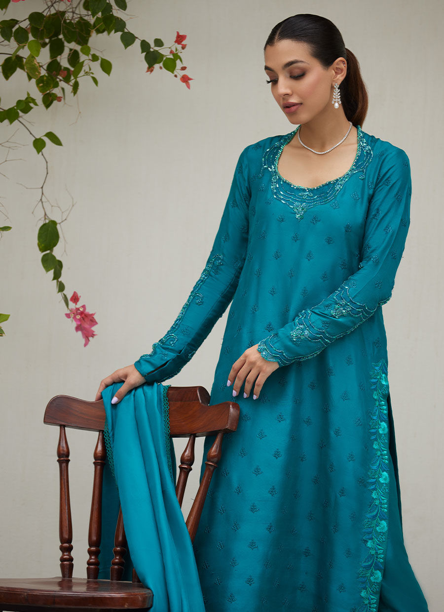 Farah Talib Aziz | Designer Picks 24 | PERSIAN GREEN EMBROIDERED AND EMBELLISHED RAW SILK SHIRT WITH DUPATTA - House Of Hania