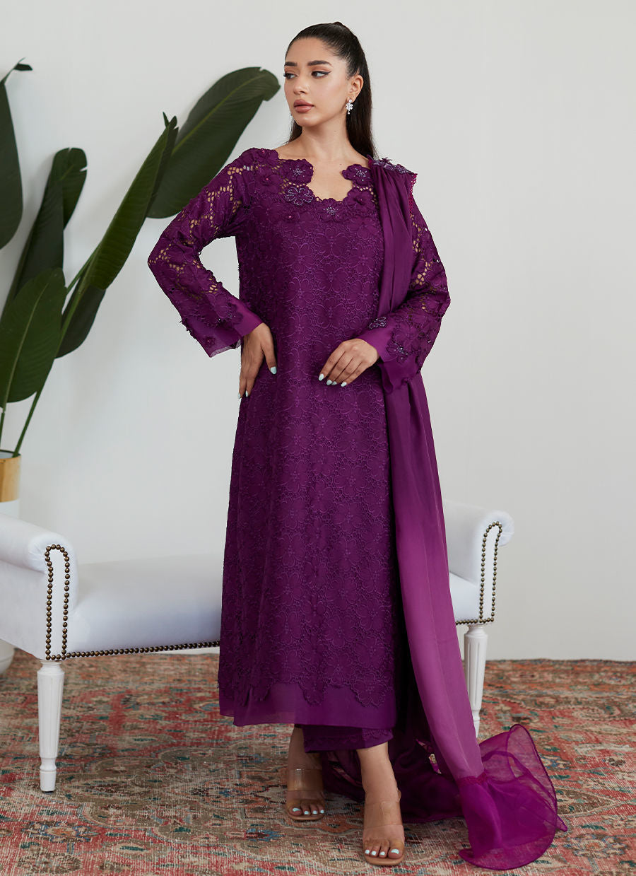 Farah Talib Aziz | Designer Picks 24 | SANGRIA SILK CUTWORK SHIRT WITH PRE DRAPED DUPATTA - House Of Hania