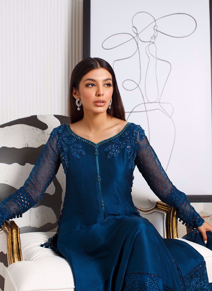 Farah Talib Aziz | Designer Picks 24 | SAPPHIRE CUTWORK SHIRT AND DUPATTA - House Of Hania