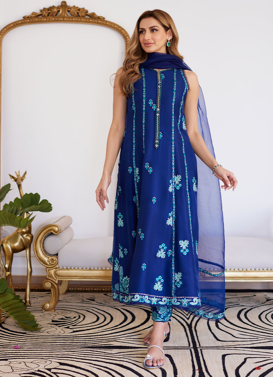 Farah Talib Aziz | Luna Eid Collection 24 | ELSYEE ROYAL BLUE - House Of Hania
