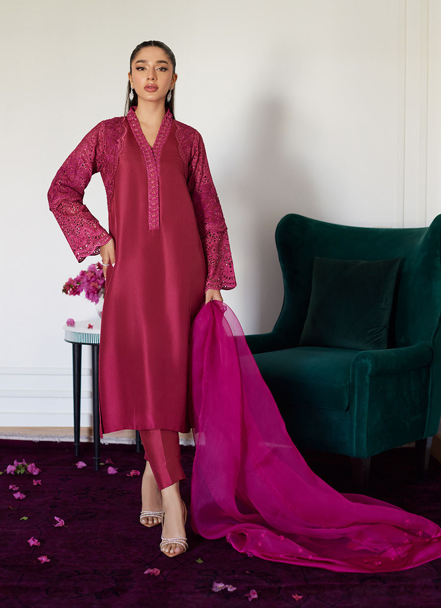 Farah Talib Aziz | Luna Eid Collection 24 | HONORINE MAGENTA - House Of Hania