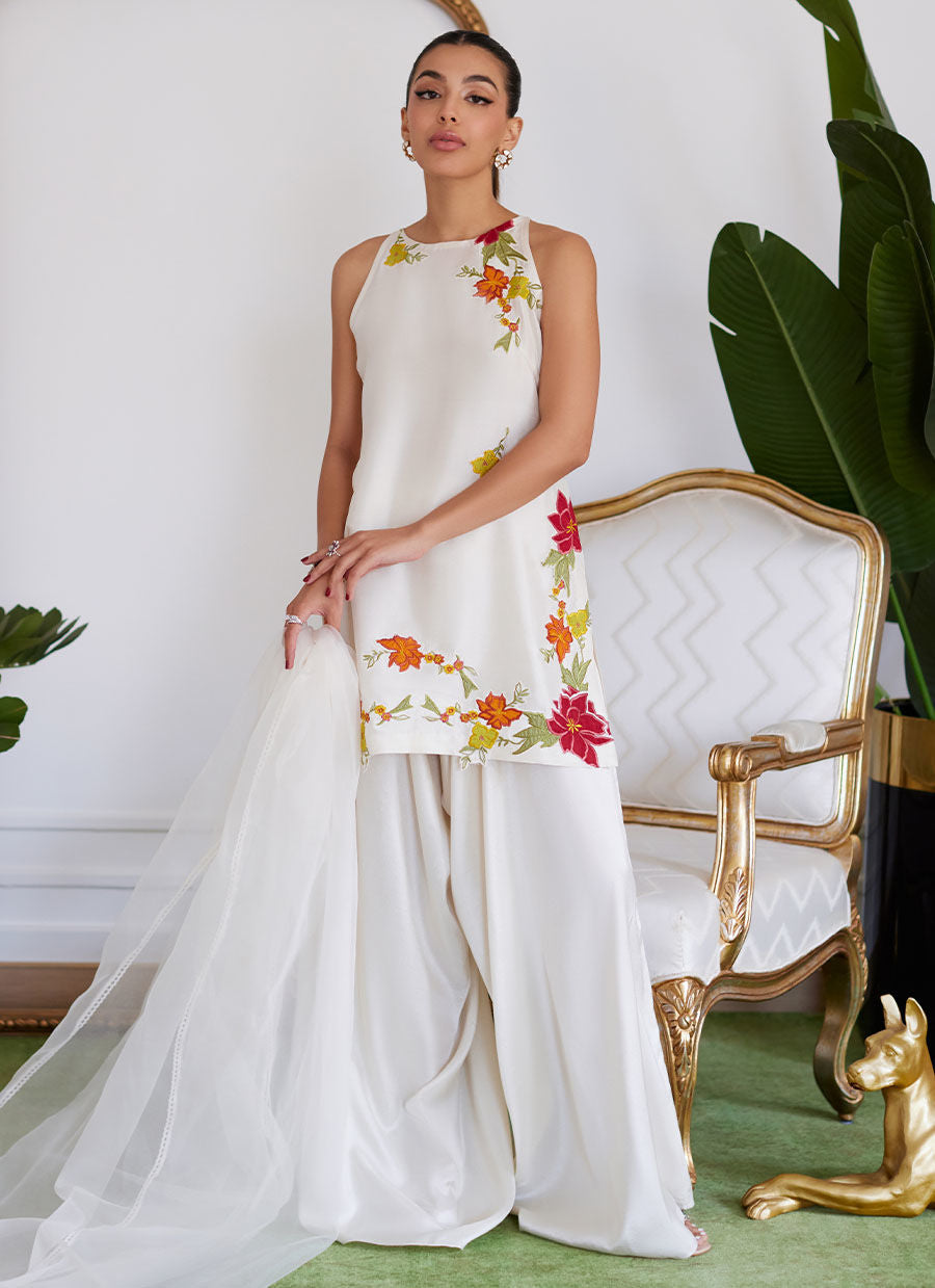 Farah Talib Aziz | Luna Eid Collection 24 | JULIET IVORY - House Of Hania
