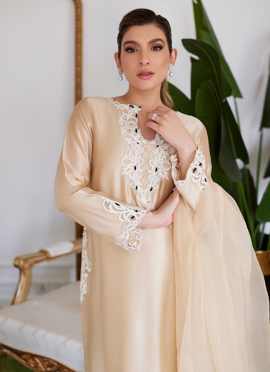 Farah Talib Aziz | Luna Eid Collection 24 | MELVINA CHAMPAGNE BEIGE - House Of Hania