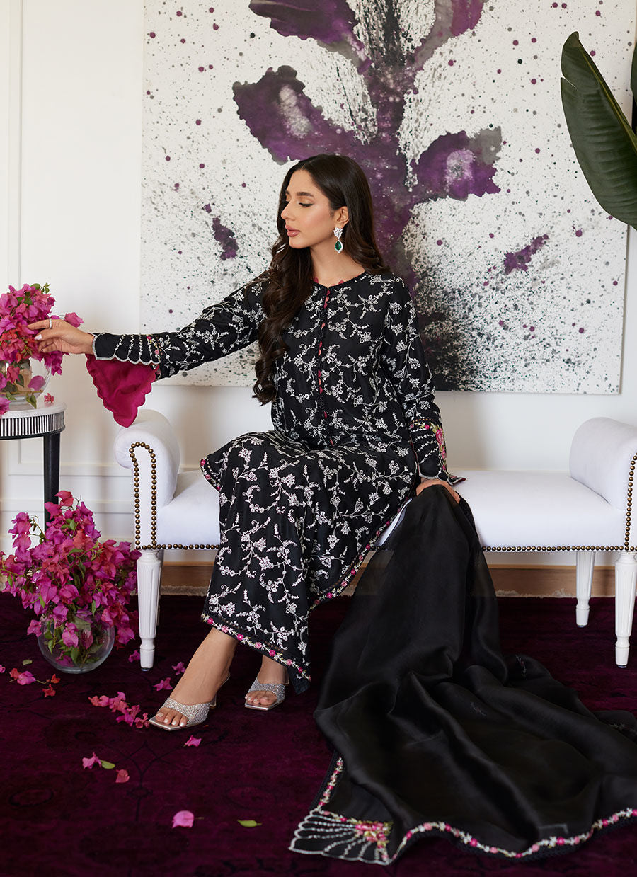 Farah Talib Aziz | Luna Eid Collection 24 | VITTORIA Black - House Of Hania