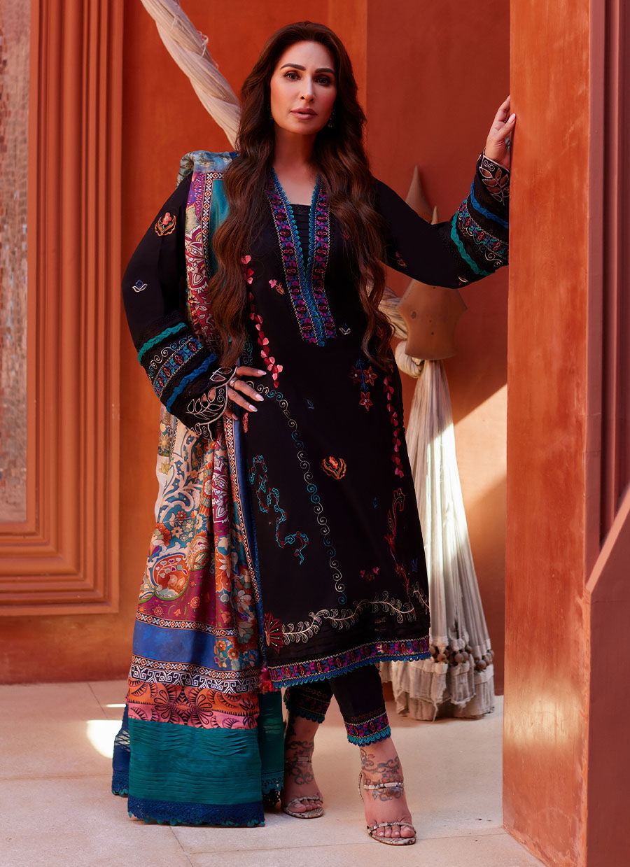 Farah Talib Aziz | Suay Lawn 24 | ILARIA Black - House Of Hania