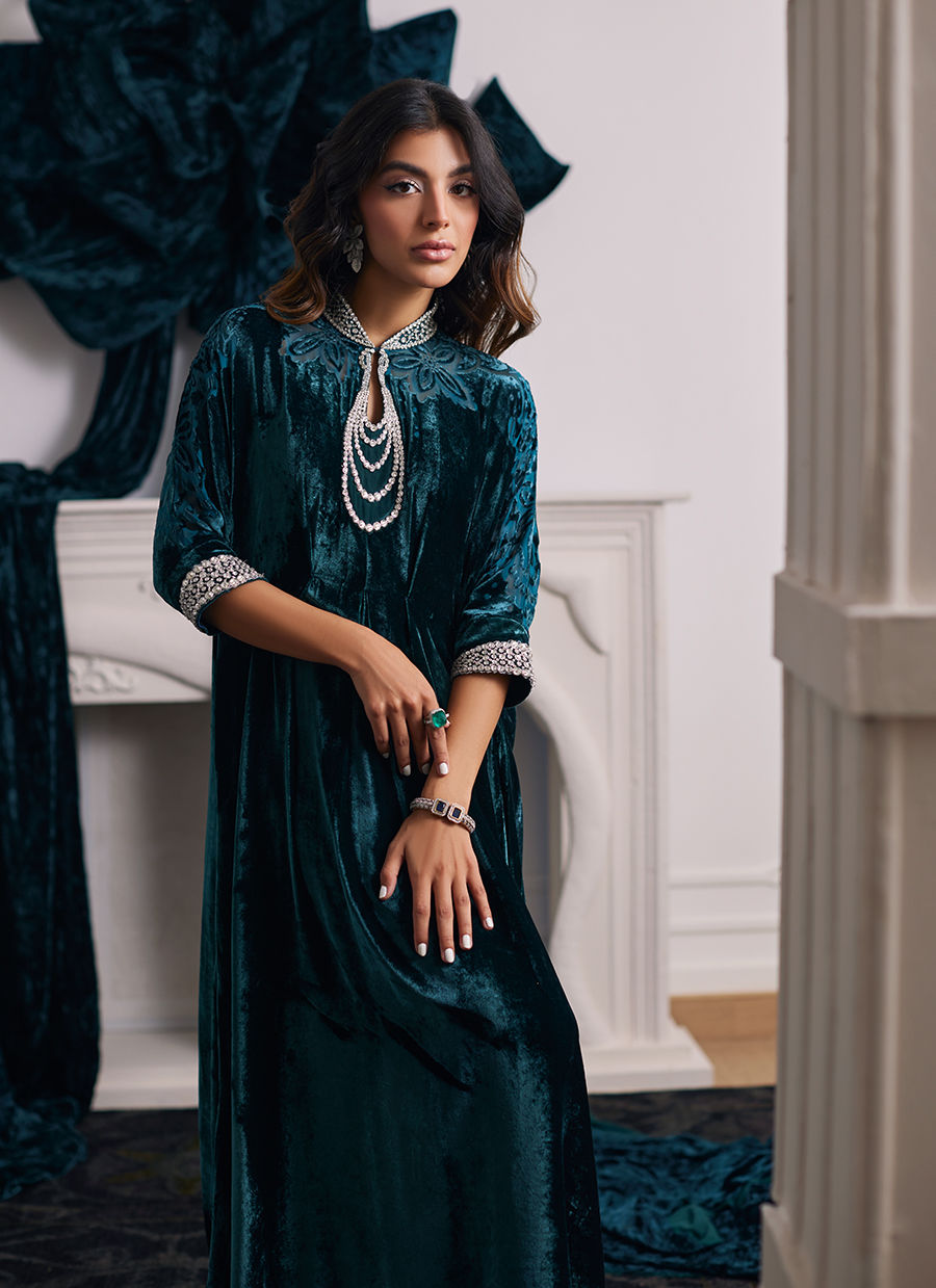 Farah Talib Aziz | Velvets The After Party | ALITA EMERALD KAFTAN - House Of Hania