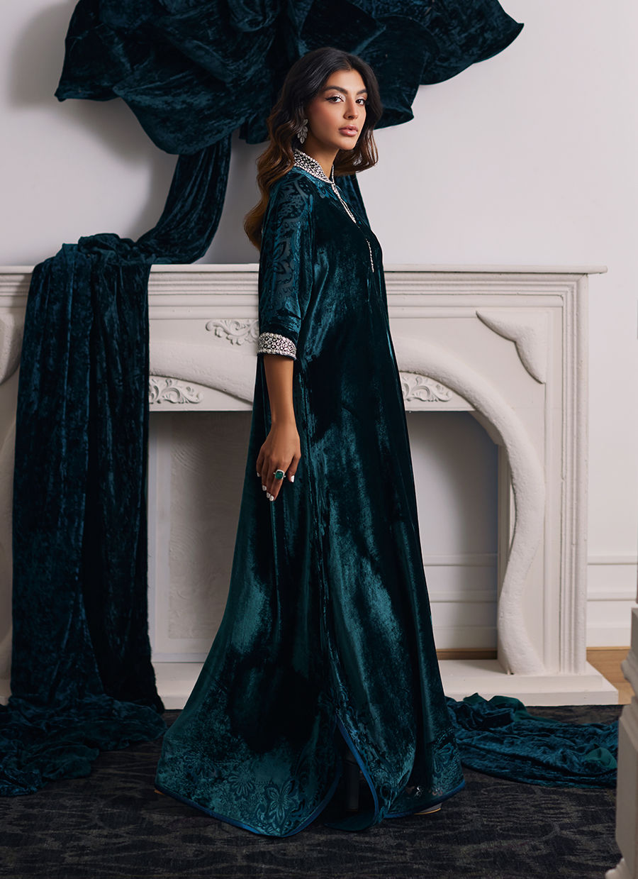 Farah Talib Aziz | Velvets The After Party | ALITA EMERALD KAFTAN - House Of Hania