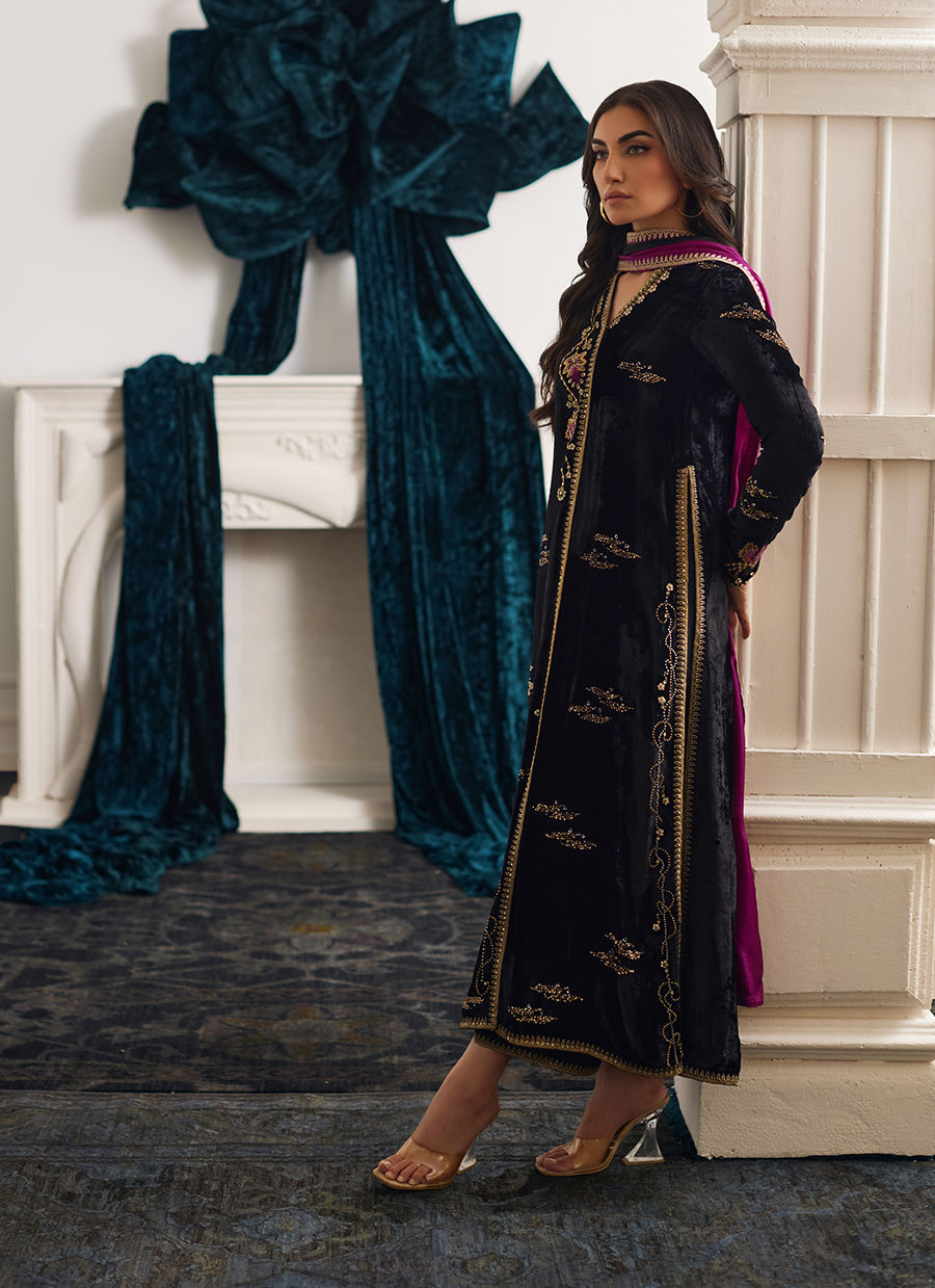 Farah Talib Aziz | Velvets The After Party | ANEMOS SHIRT AND DUPATTA - House Of Hania