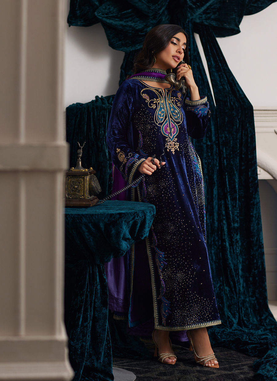 Farah Talib Aziz | Velvets The After Party | EDIE SHIRT AND DUPATTA - House Of Hania