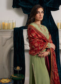 Farah Talib Aziz | Velvets The After Party | LEESHA VELVET SHAWL - House Of Hania