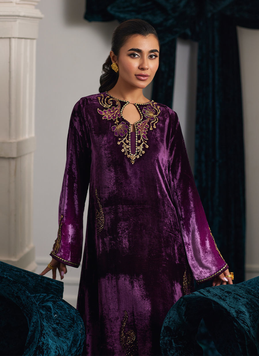 Farah Talib Aziz | Velvets The After Party | NIA OMBRE VELVET KAFTAN - House Of Hania