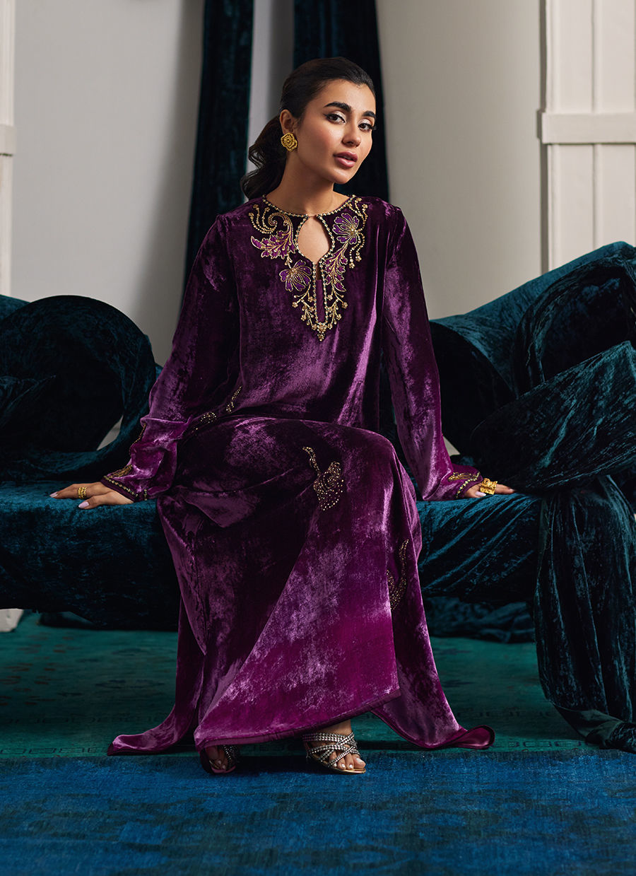Farah Talib Aziz | Velvets The After Party | NIA OMBRE VELVET KAFTAN - House Of Hania