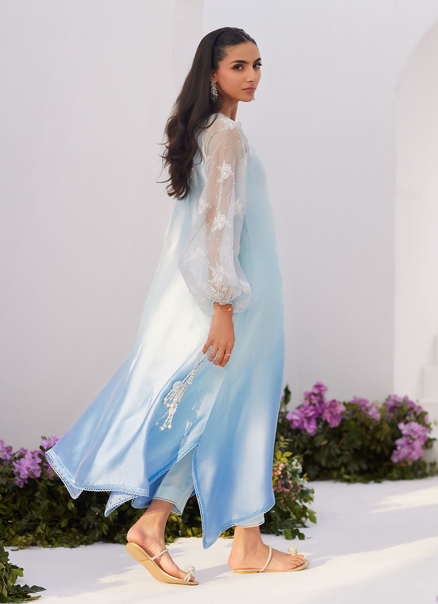 Farah Talib Aziz | Zaza Luxe Pret 24 | BOW OMBRE BLUE EMBELLISHED KAFTAN CUT SHIRT - House Of Hania