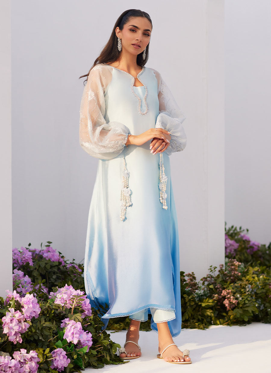 Farah Talib Aziz | Zaza Luxe Pret 24 | BOW OMBRE BLUE EMBELLISHED KAFTAN CUT SHIRT - House Of Hania