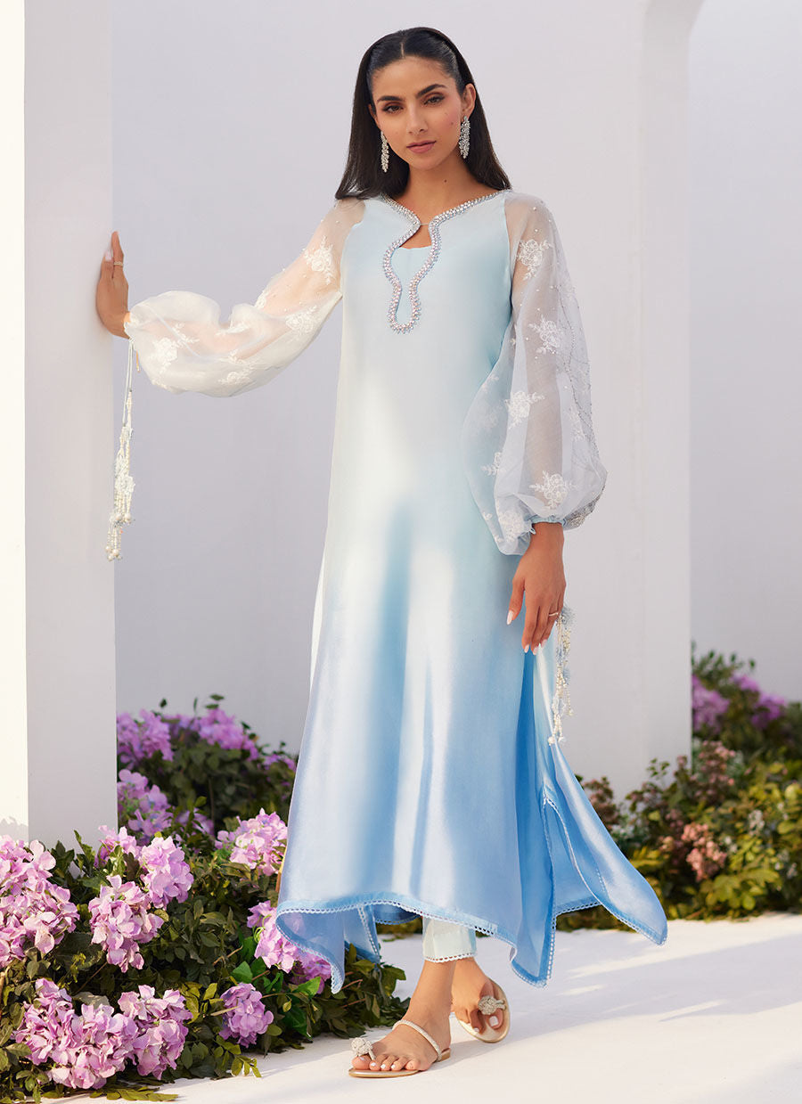 Farah Talib Aziz | Zaza Luxe Pret 24 | BOW OMBRE BLUE EMBELLISHED KAFTAN CUT SHIRT - House Of Hania