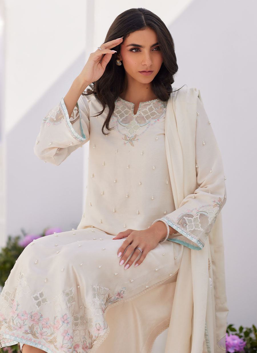 Farah Talib Aziz | Zaza Luxe Pret 24 | LYA IVORY EMBELLISHED RAW SILK SHIRT AND DUPATTA - House Of Hania
