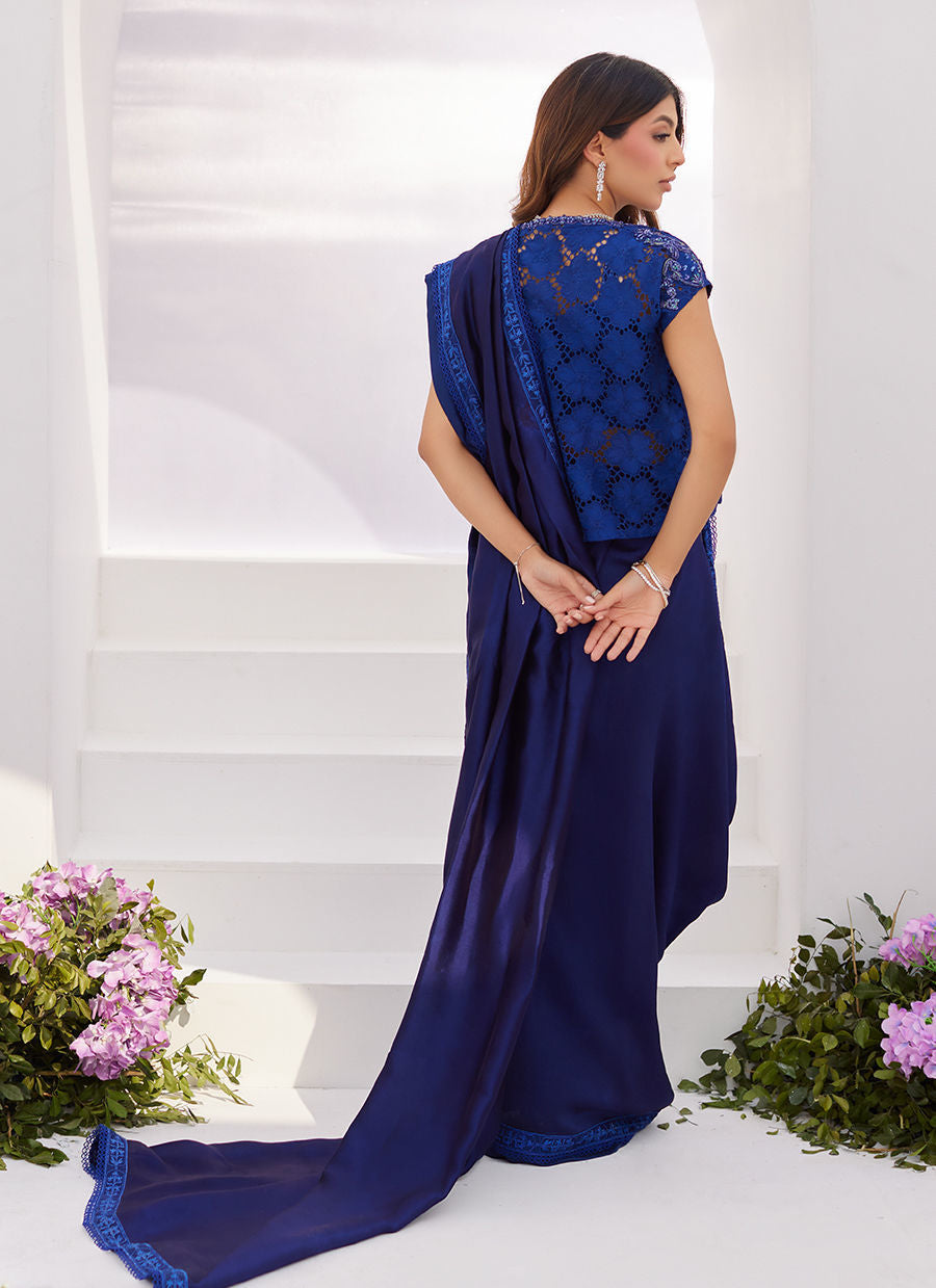Farah Talib Aziz | Zaza Luxe Pret 24 | OCEAN NAVY DRAPED SAREE WITH CUTWORK EMBELLISHED CAPE - House Of Hania