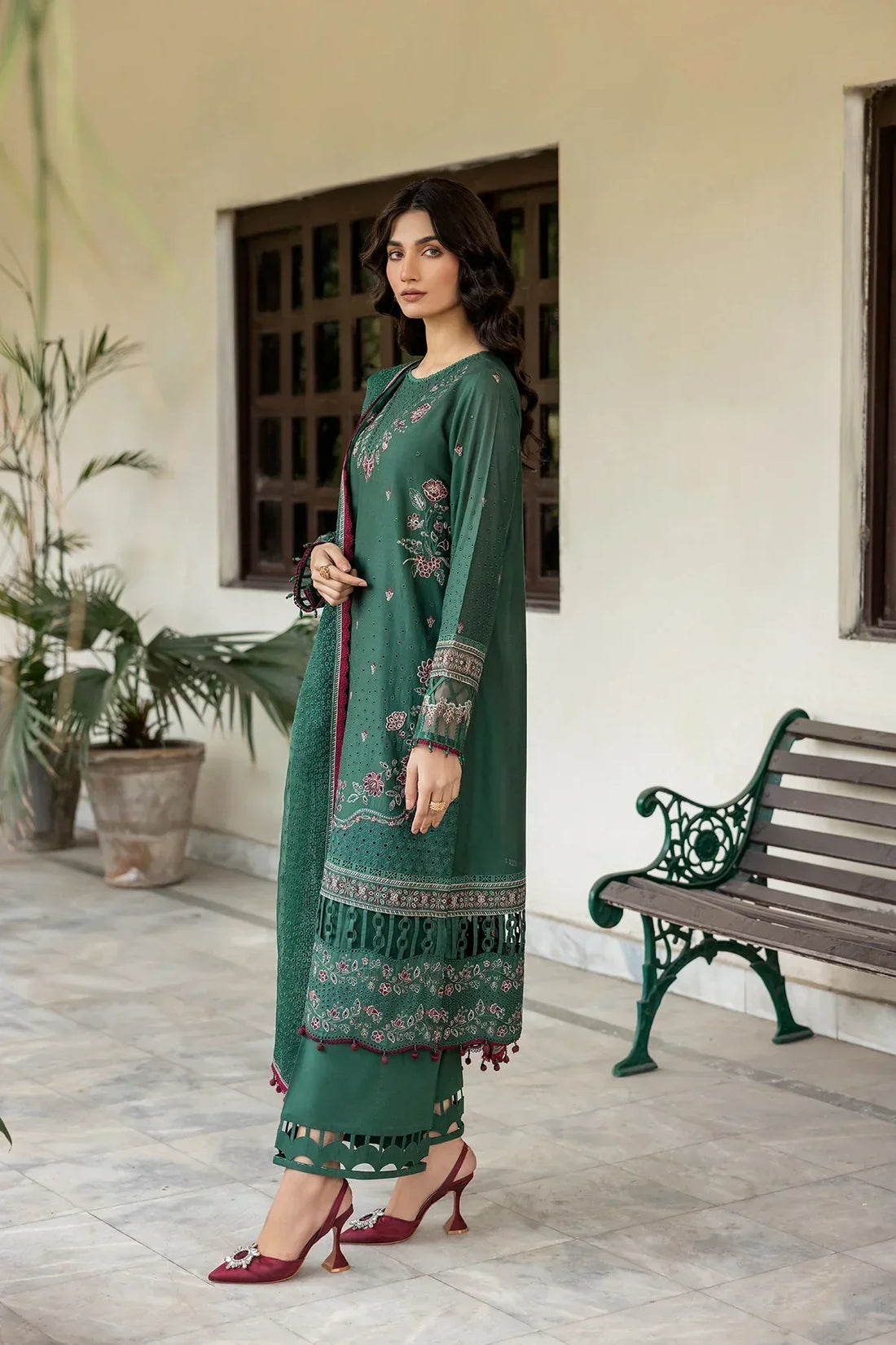 Farasha | Bahaar Embroidered Lawn | Azure Grace - House Of Hania