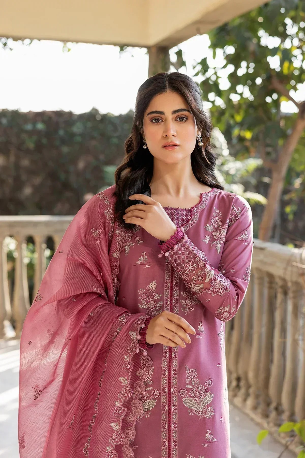 Farasha | Bahaar Embroidered Lawn | Rose Garland - House Of Hania