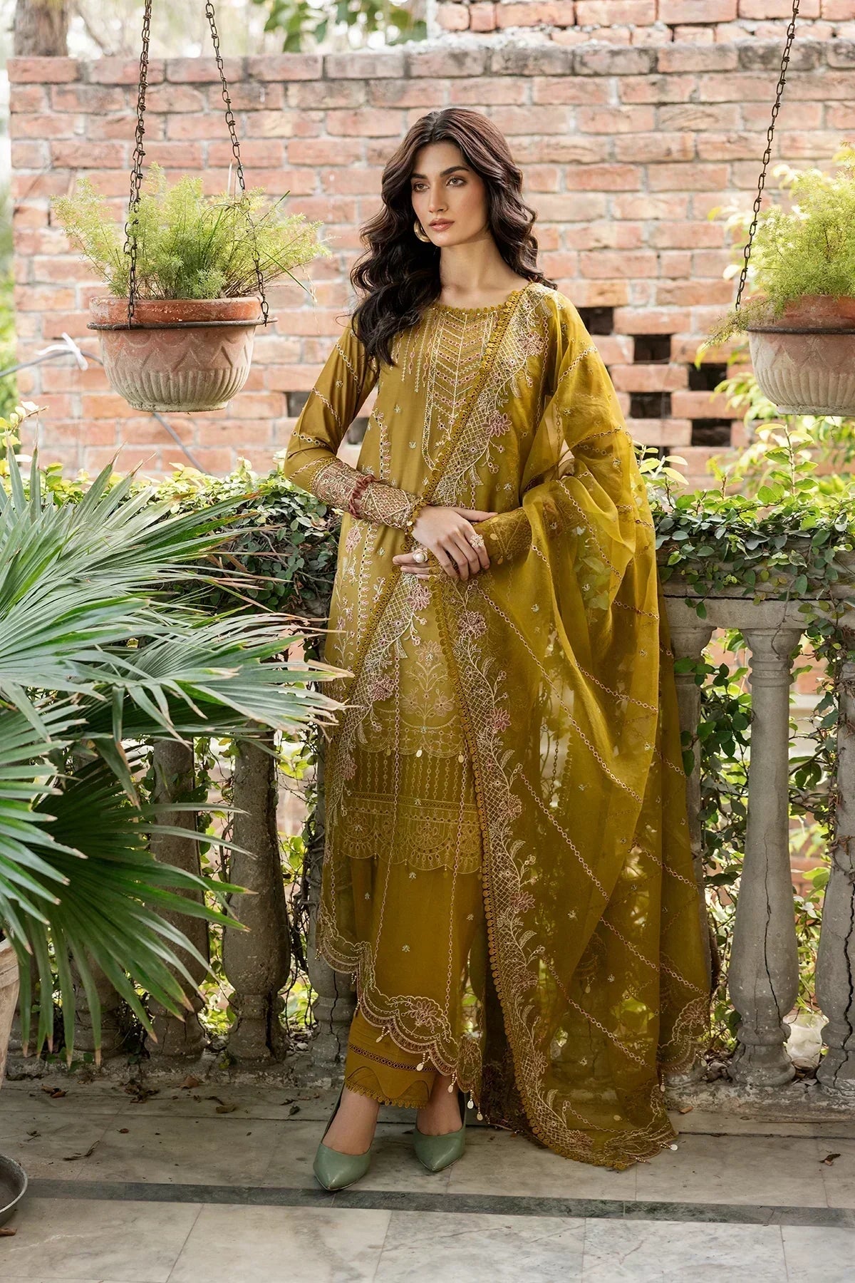 Farasha | Bahaar Embroidered Lawn | Summer Bloom - House Of Hania