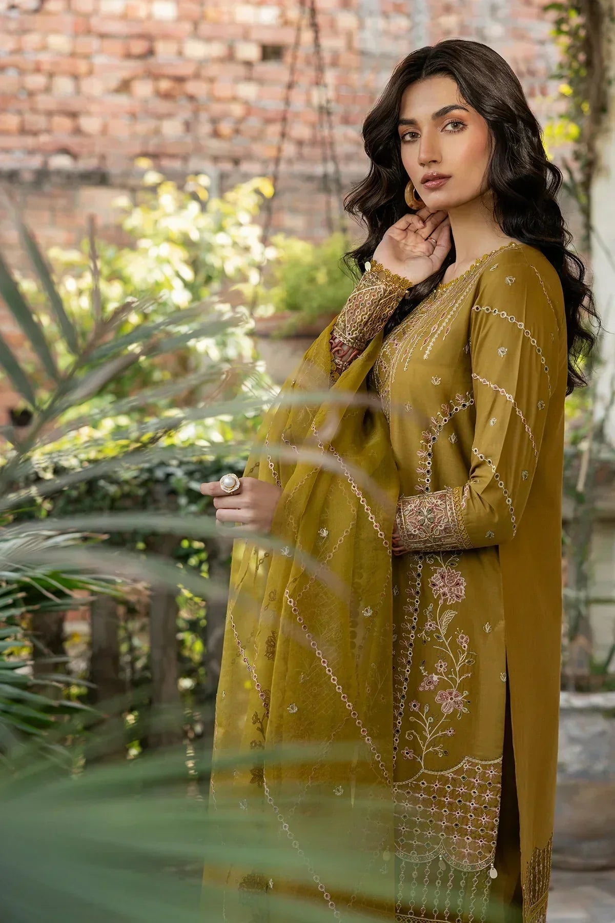 Farasha | Bahaar Embroidered Lawn | Summer Bloom - House Of Hania