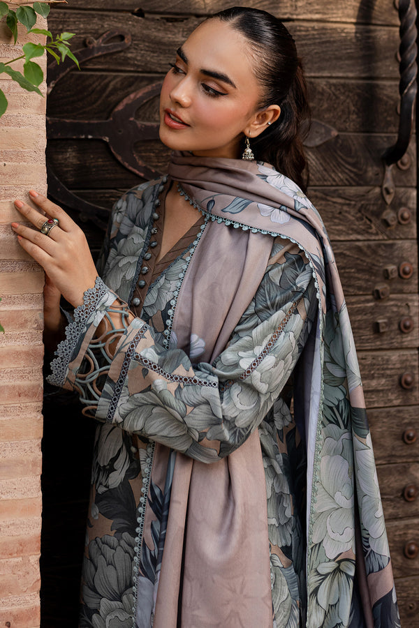 Farasha | The Winter Whispers | KELY - House Of Hania