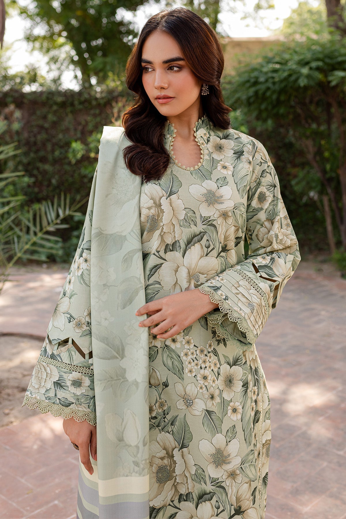 Farasha | The Winter Whispers | MEADOW - House Of Hania