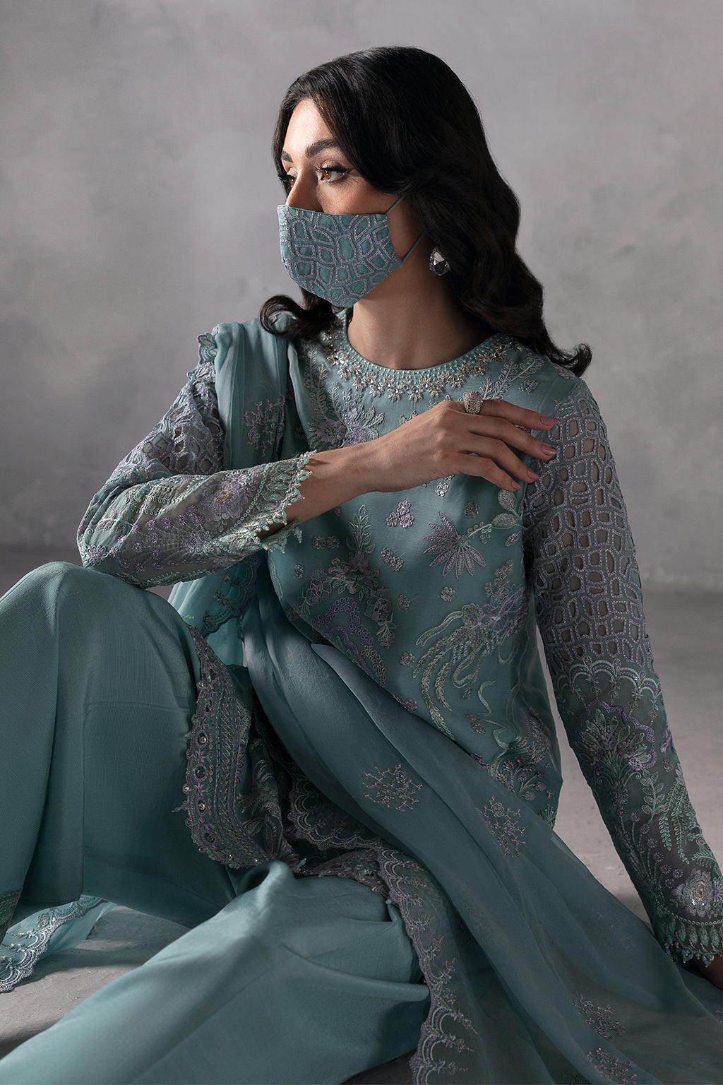 Flossie | Laconic Formals | FE - 905 B - House Of Hania