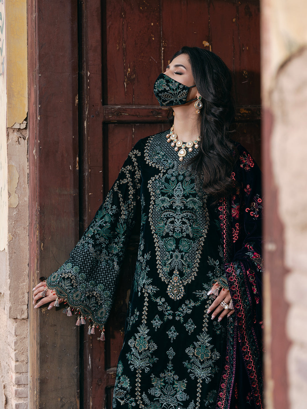 Flossie | Siara Velvet Formals | V-102 - A - House Of Hania