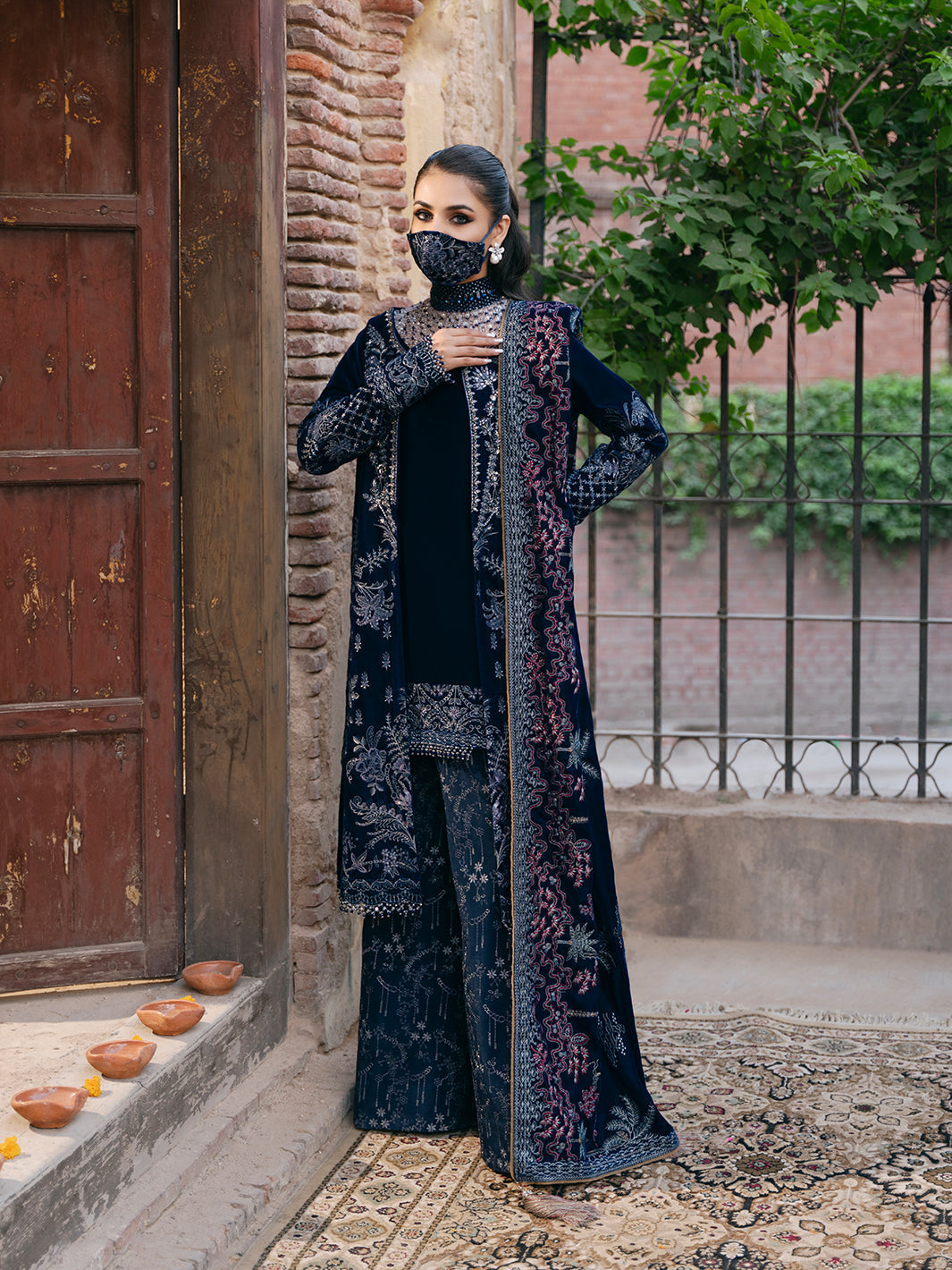 Flossie | Siara Velvet Formals | V-106 - B - House Of Hania