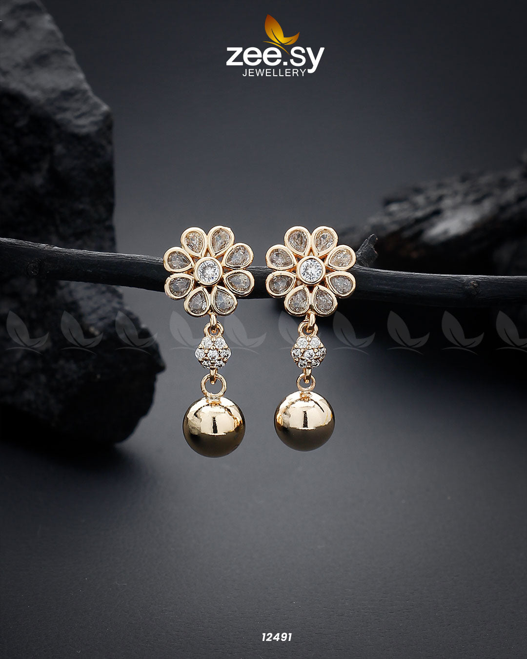 Glossy Flower Earring - House Of Hania