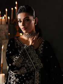 Gulaal | Marais Velvet | ECLISSA - House Of Hania