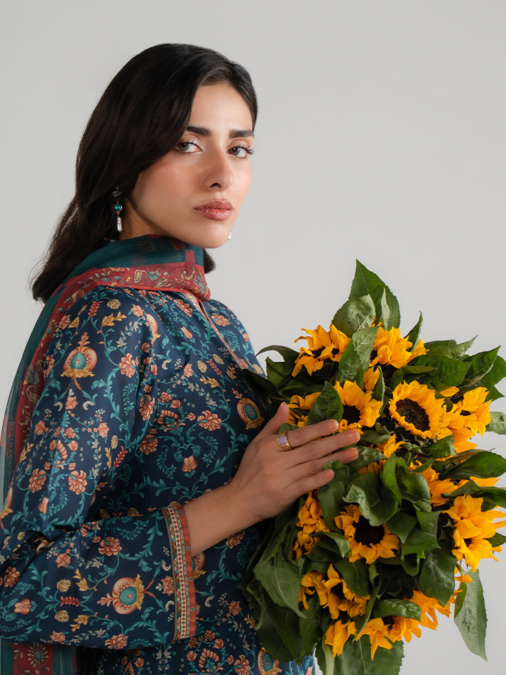 Gulaal | Summer Pret 26 | Elio - House Of Hania