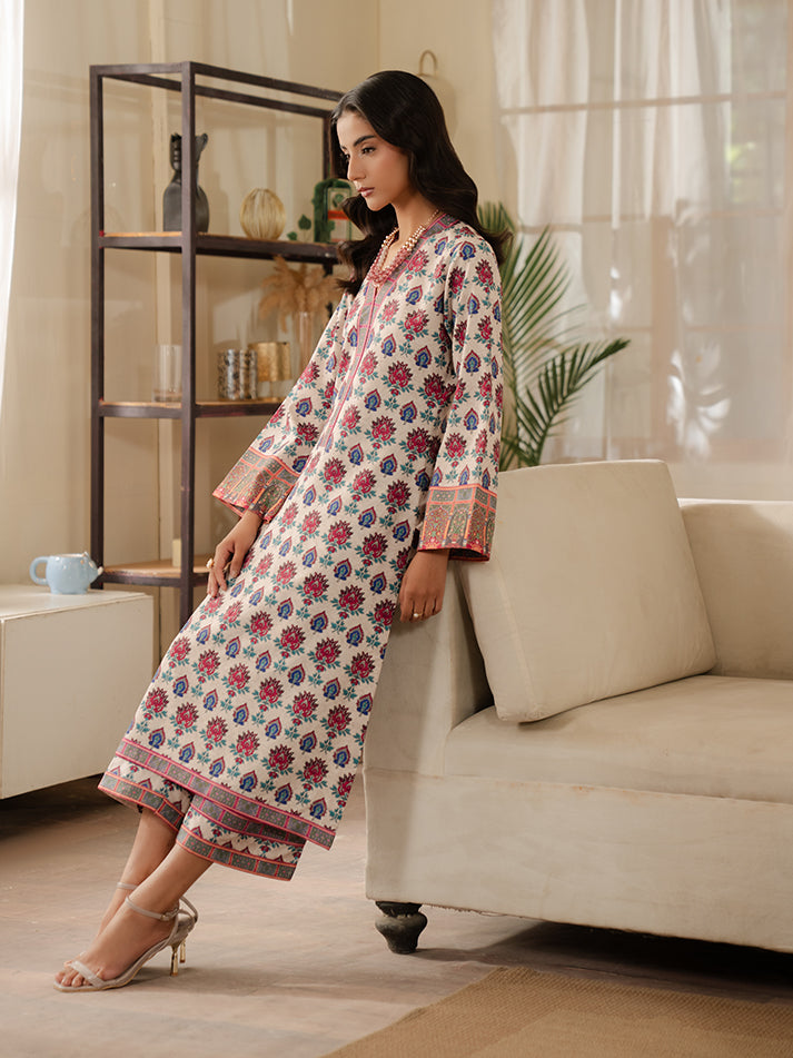 Gulaal | Winter Basics | ROVA - House Of Hania