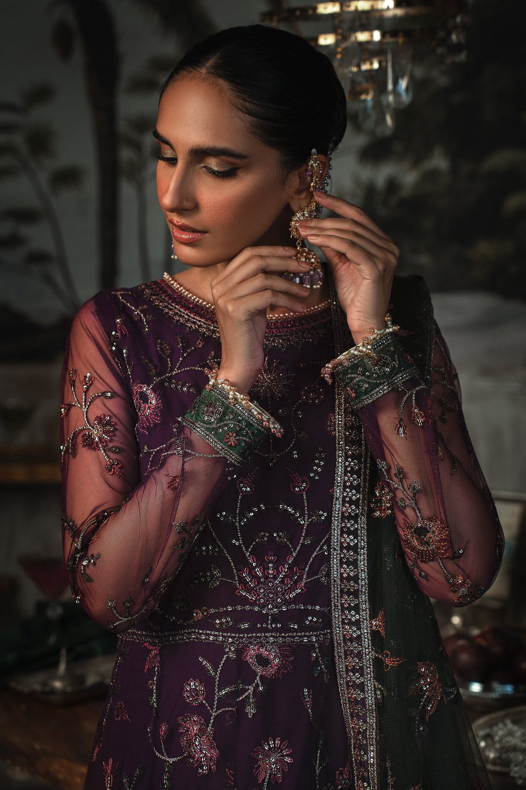 Helen - House Of Hania