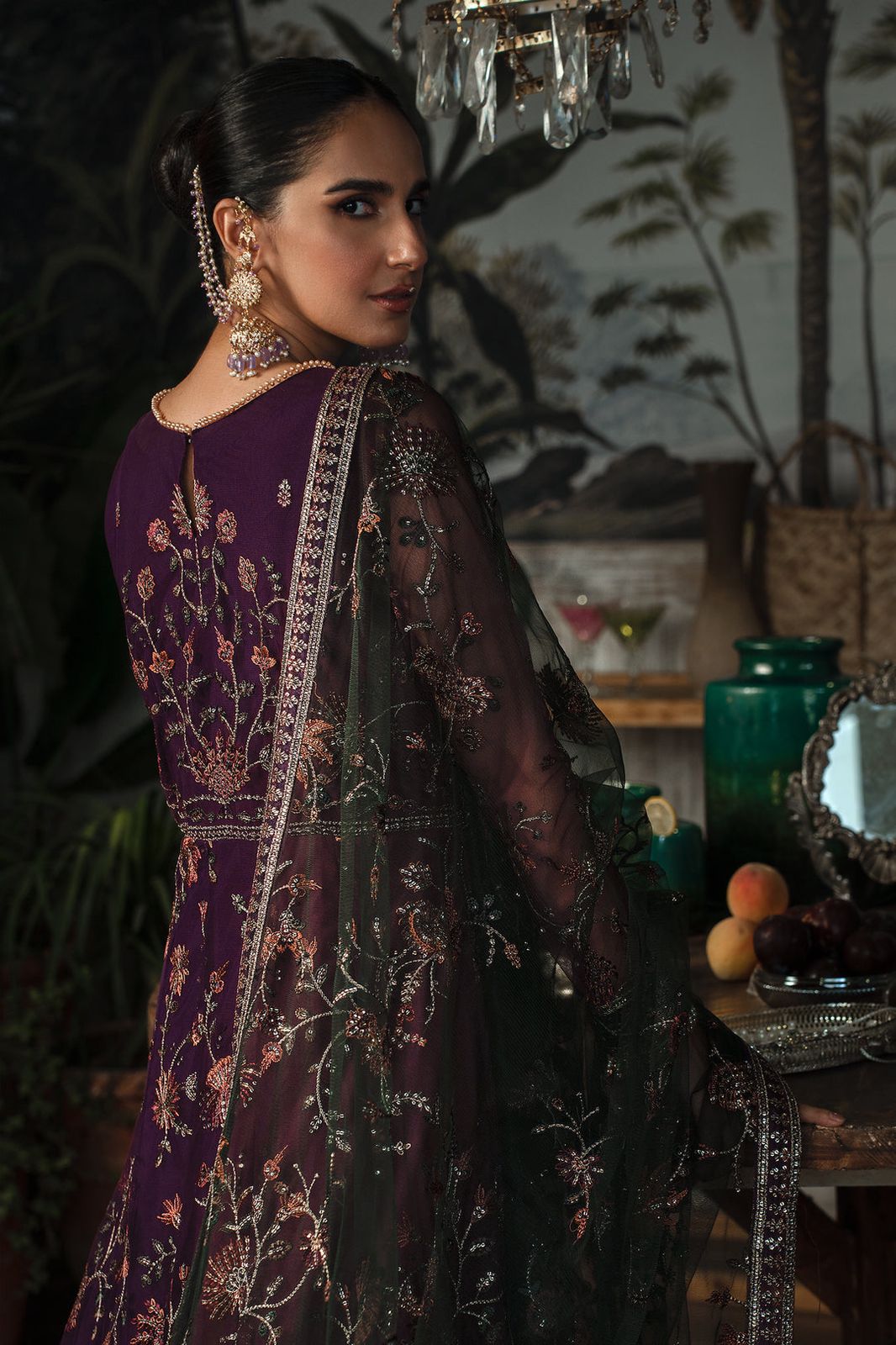 Helen - House Of Hania