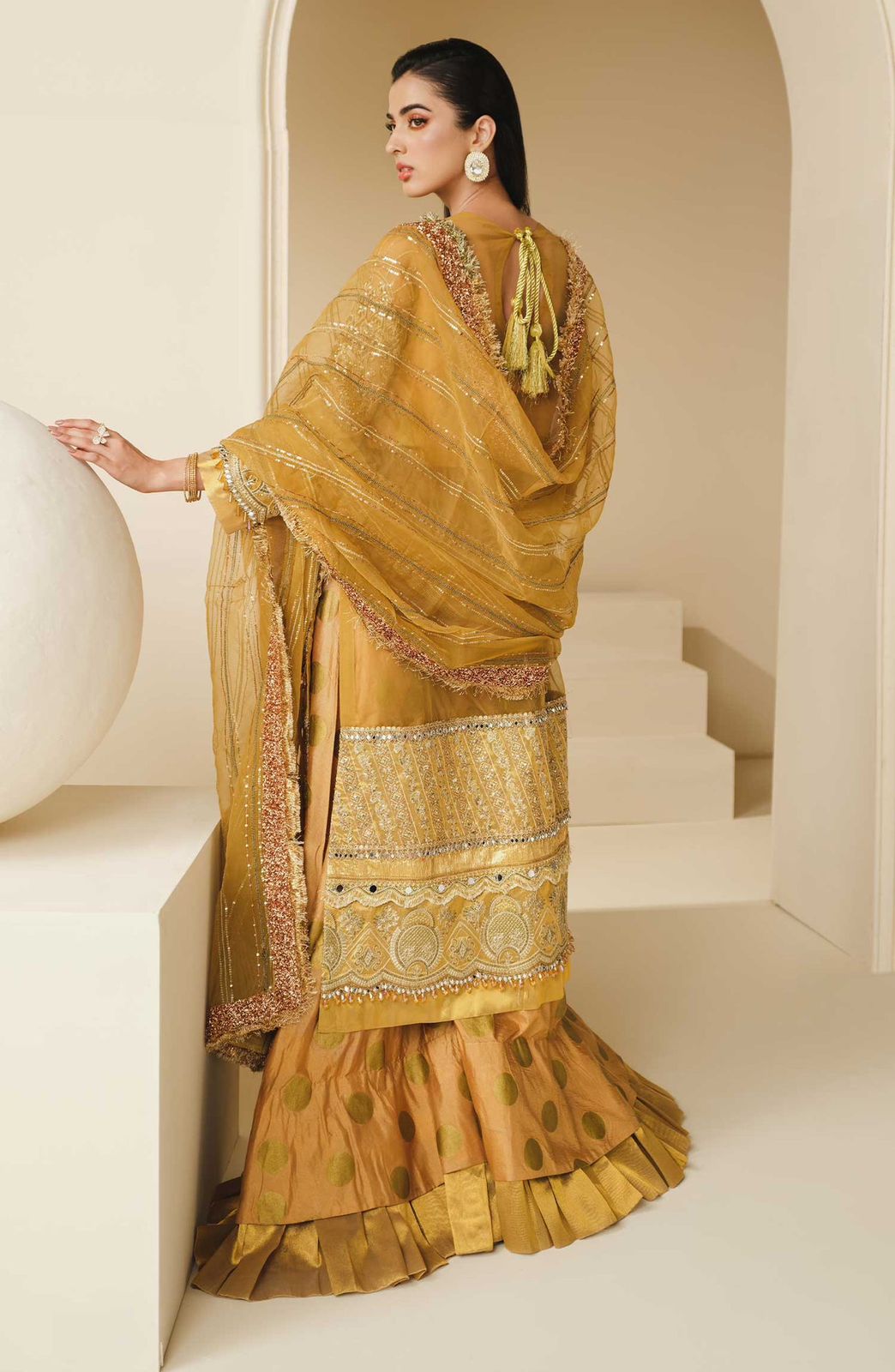 Honey Love - House Of Hania